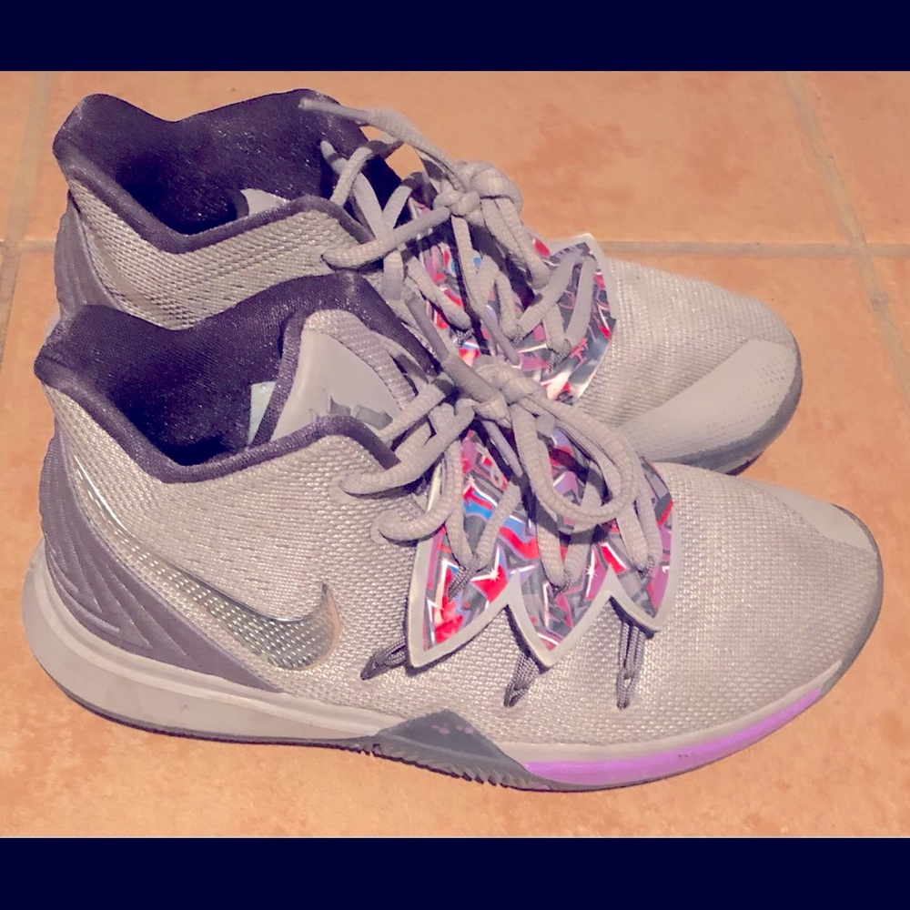 Kyrie Boys Basketball Sneakers